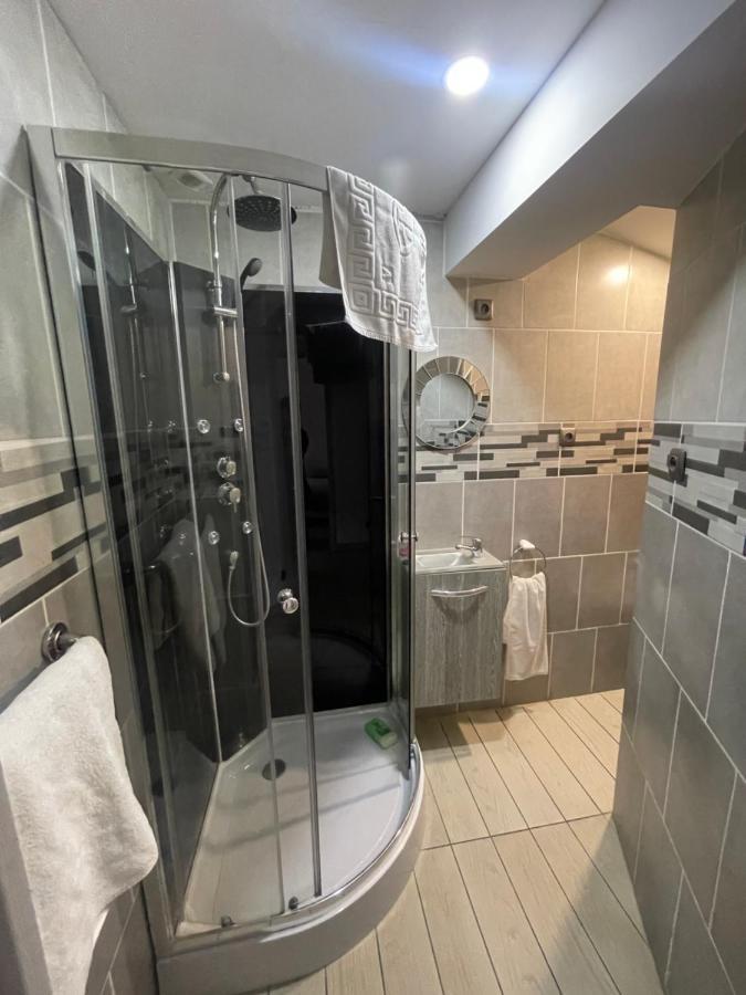 Love'Room Trebes Ngoại thất bức ảnh