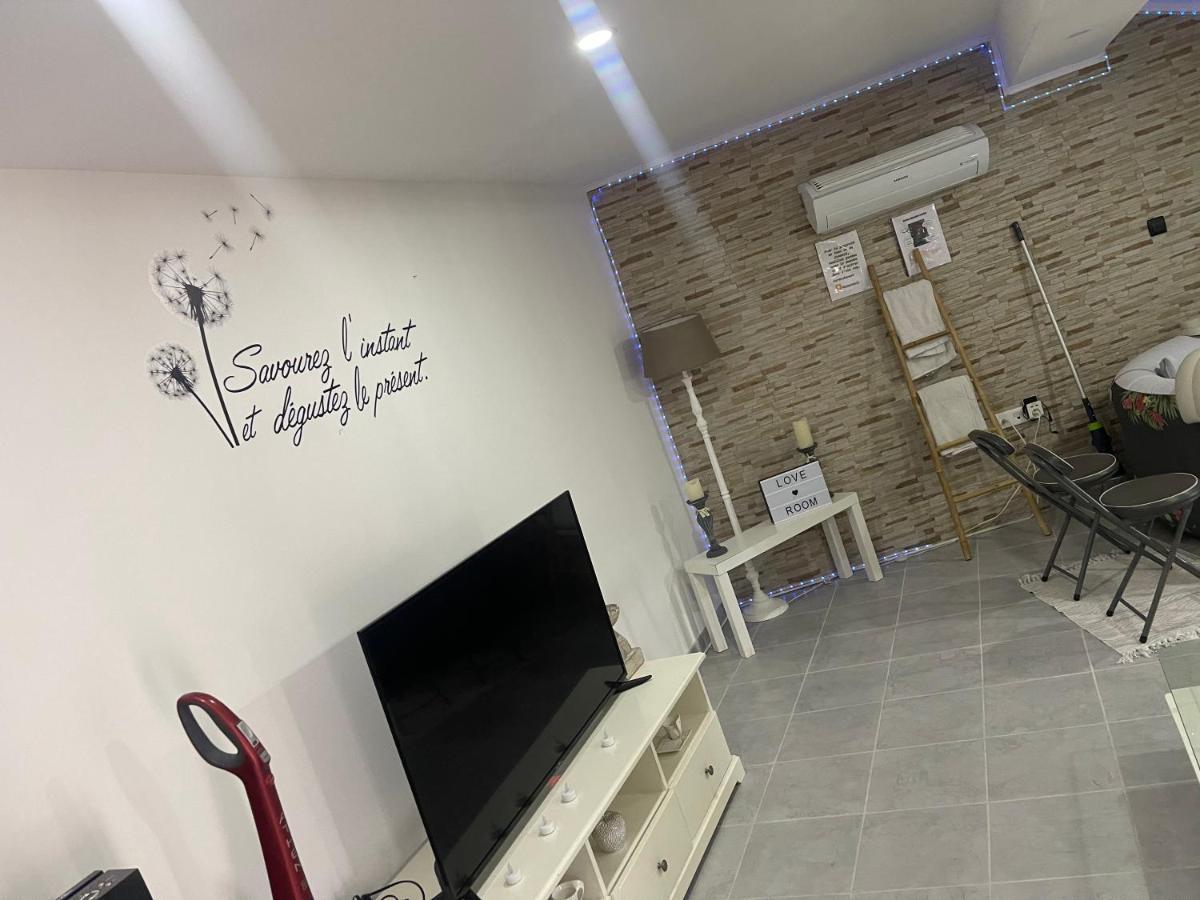 Love'Room Trebes Ngoại thất bức ảnh